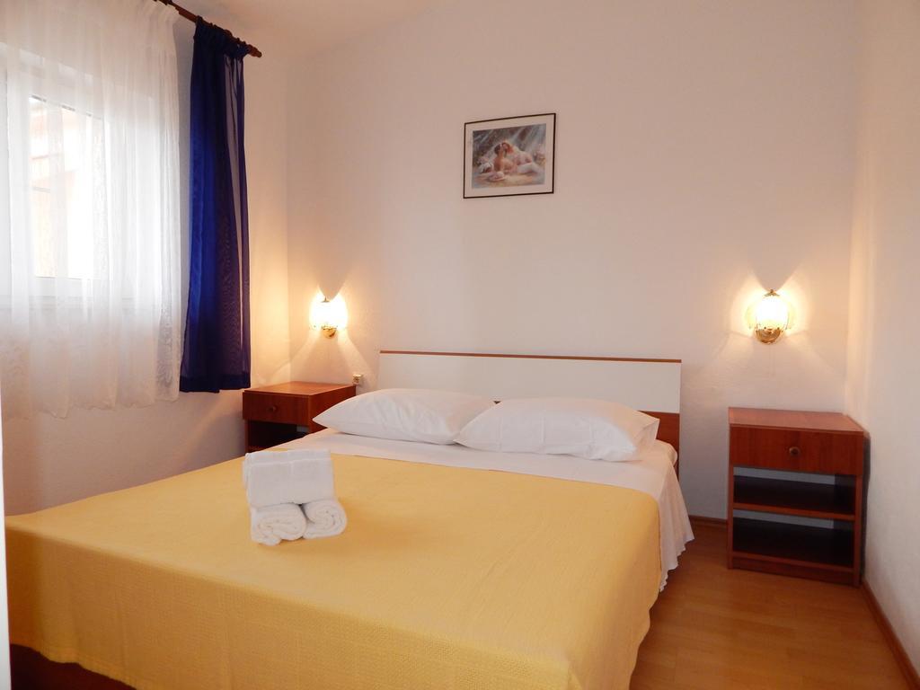 Apartments Nedjeljka Ražanj Camera foto